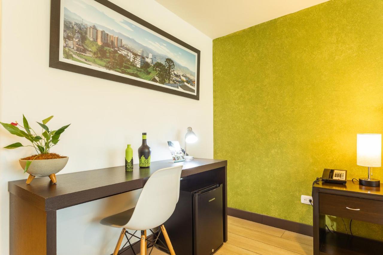 Hotel Carretero Manizales Exterior photo