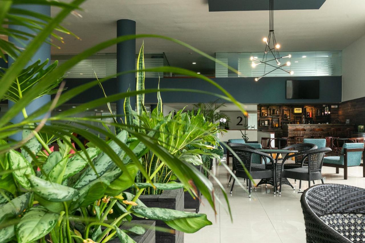 Hotel Carretero Manizales Exterior photo